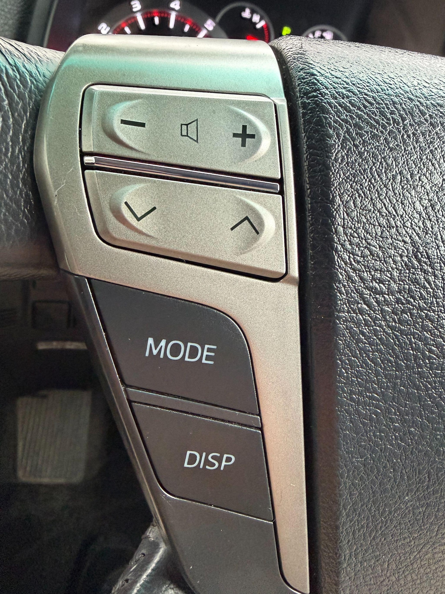 Used Toyota Vellfire 2023 for sale - 77174728: Photo 40