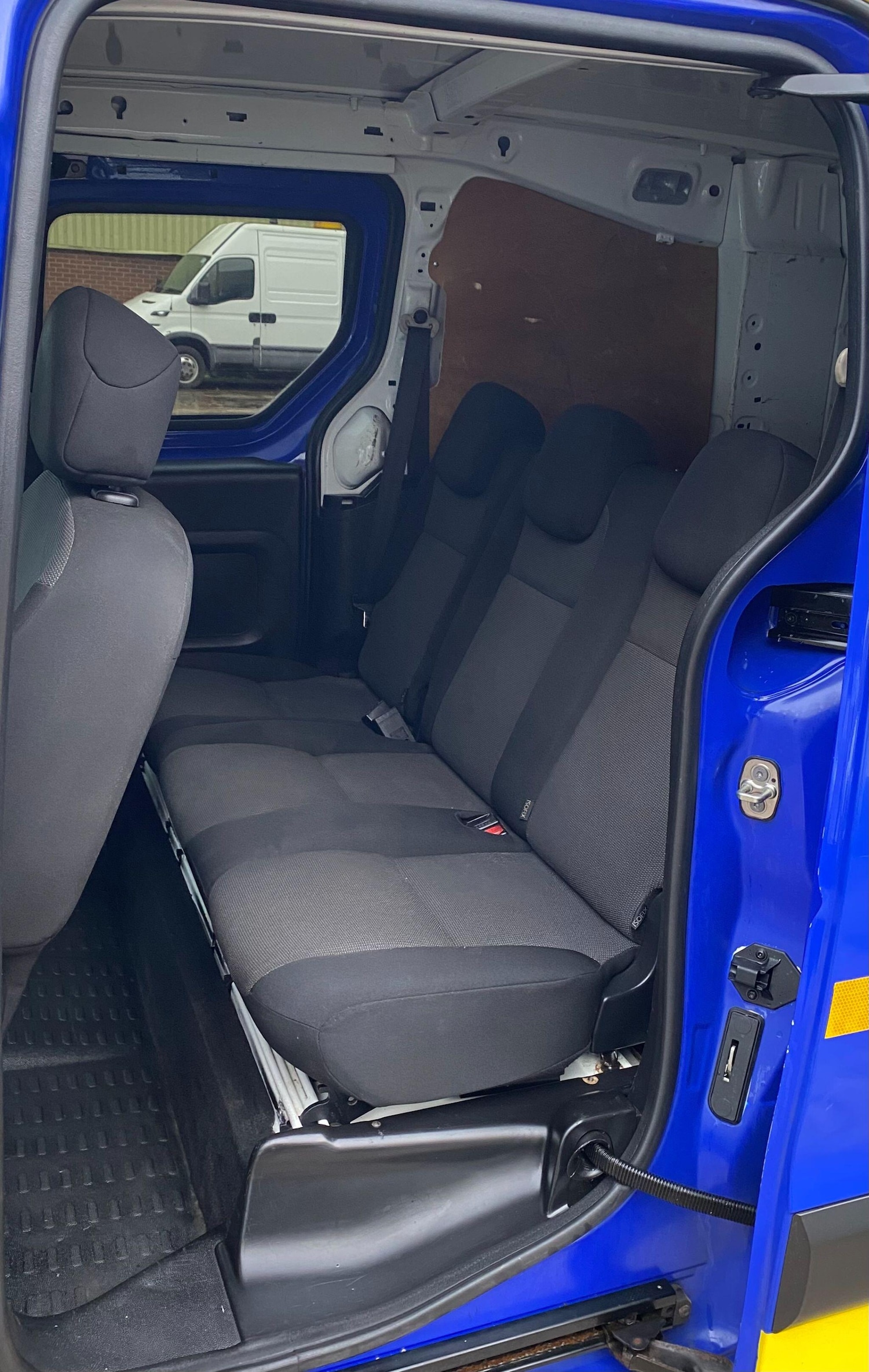 Used Peugeot Partner 2017 for sale - 76850168: Photo 25