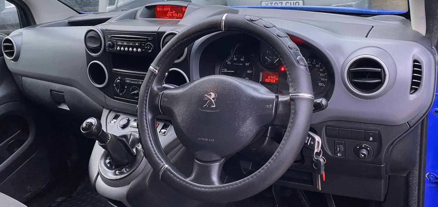 Used Peugeot Partner 2017 for sale - 76850168: Photo 36