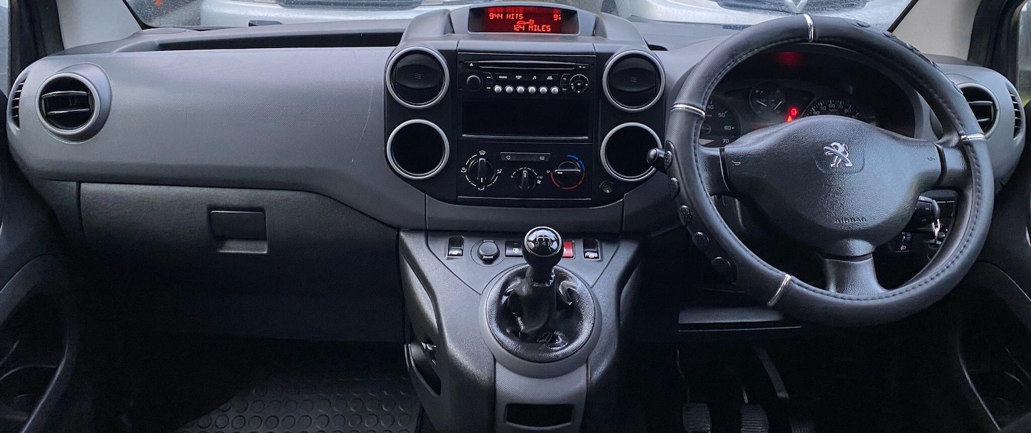 Used Peugeot Partner 2017 for sale - 76850168: Photo 38