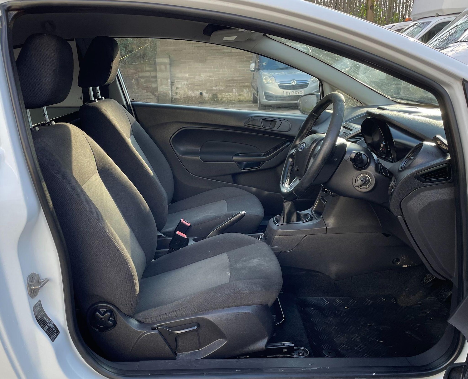 Used Ford Fiesta 2013 for sale - 77411487: Photo 22