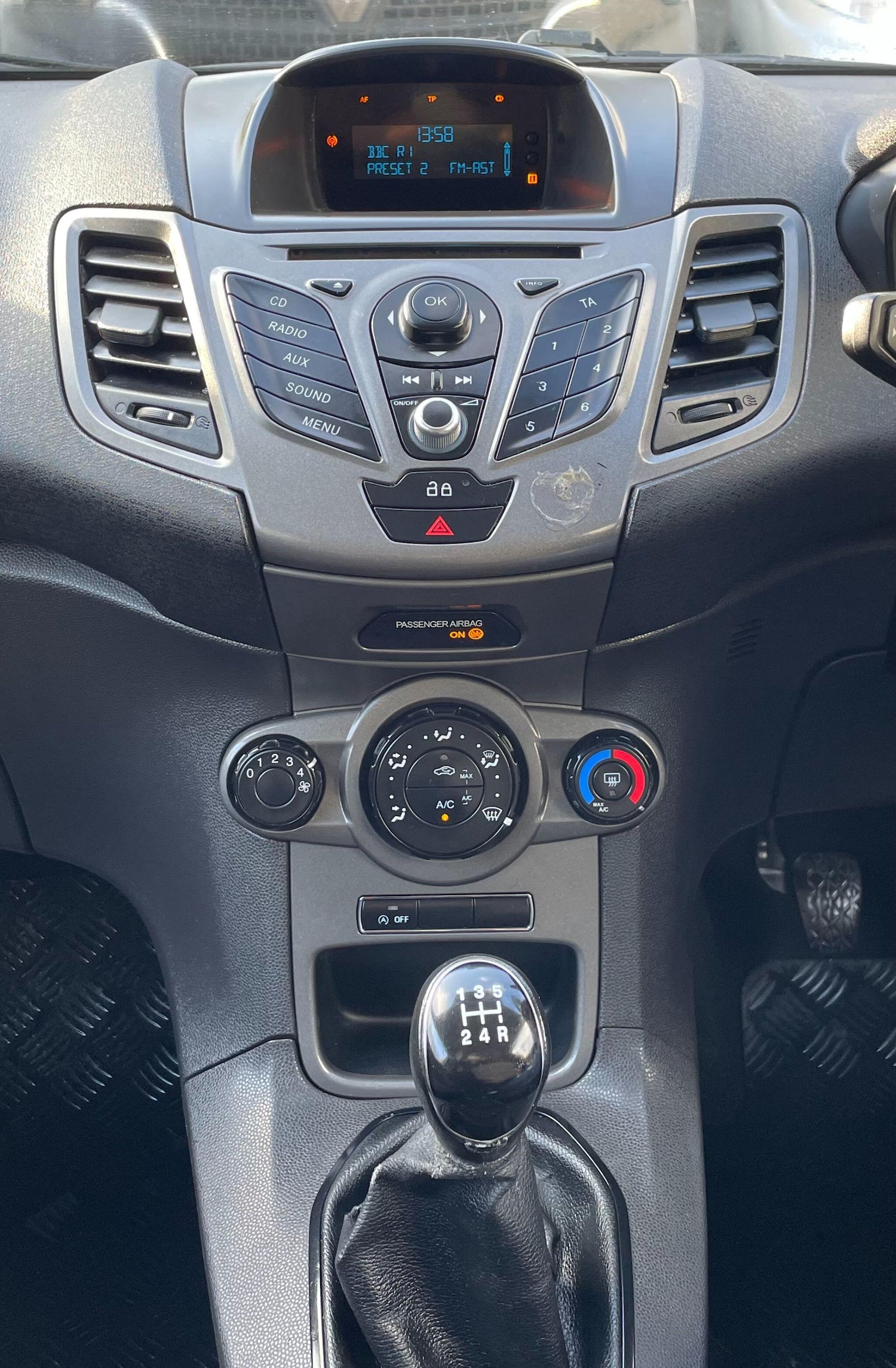 Used Ford Fiesta 2013 for sale - 77411487: Photo 28