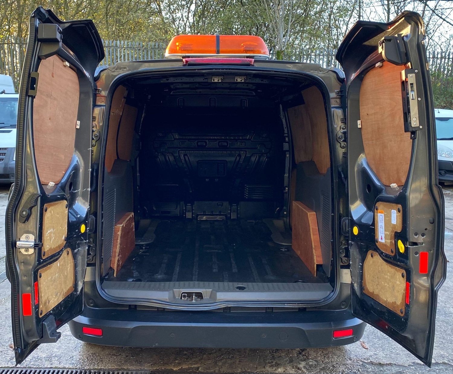 Used Ford Transit Connect 2019 for sale - 76646102: Photo 15