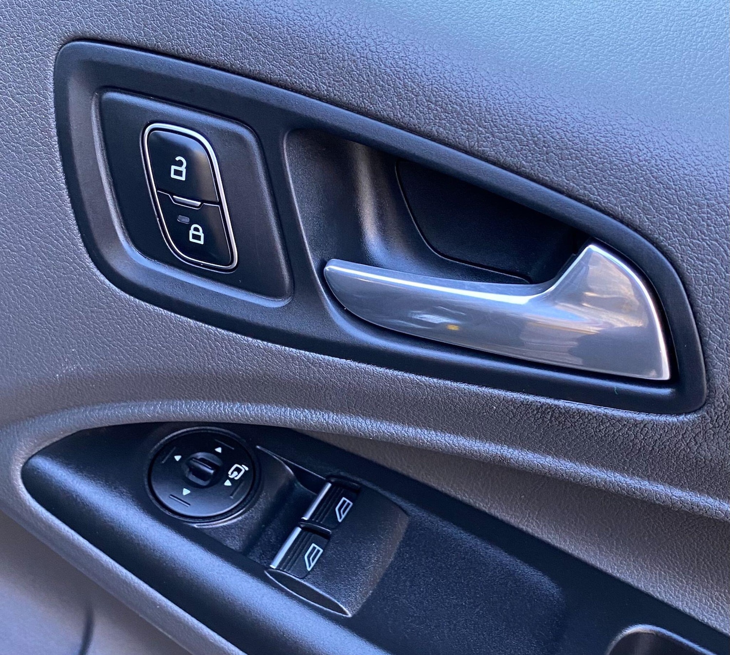 Used Ford Transit Connect 2019 for sale - 76646102: Photo 33