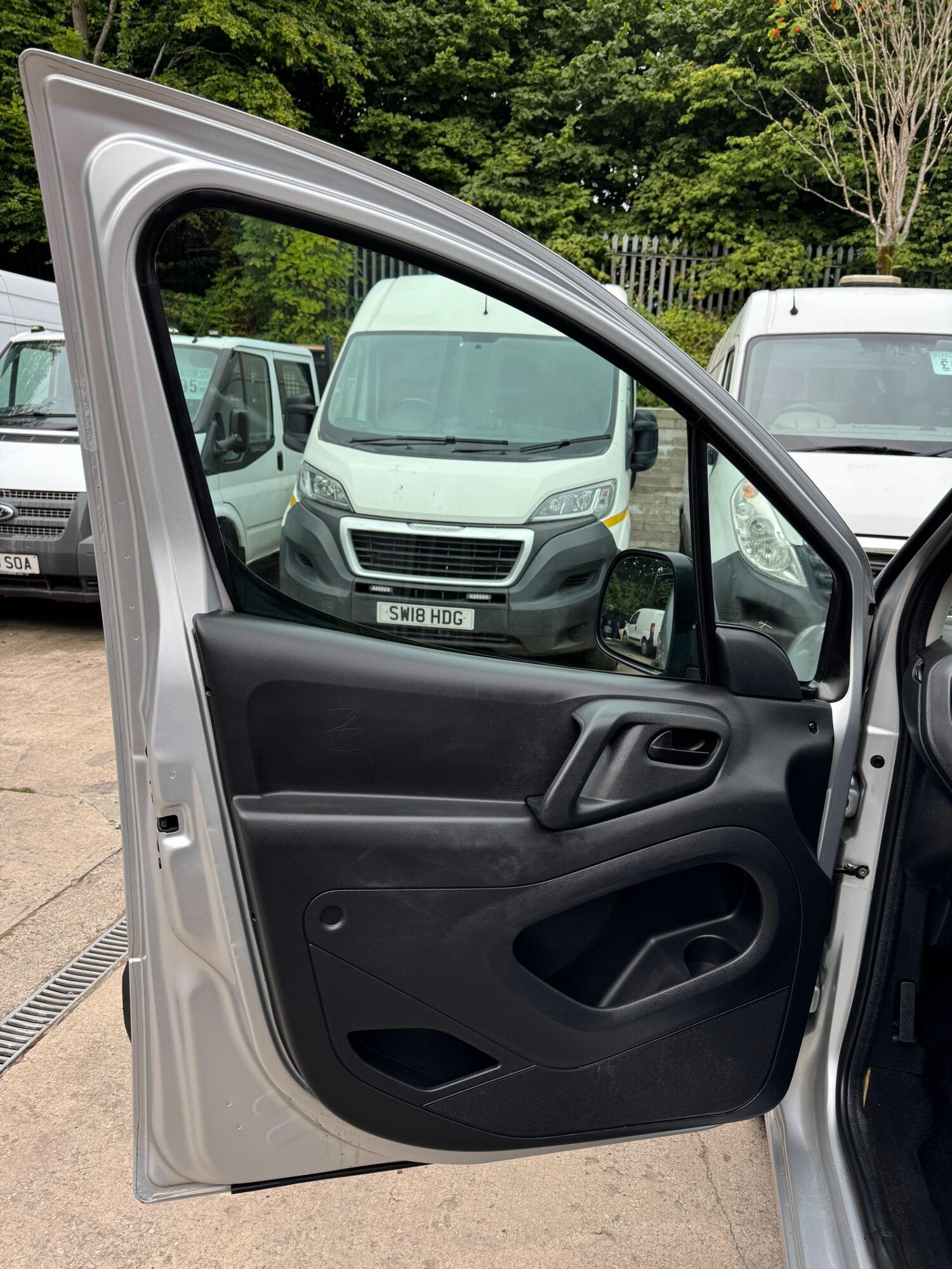 Used Peugeot Partner 2015 for sale - 76549128: Photo 36