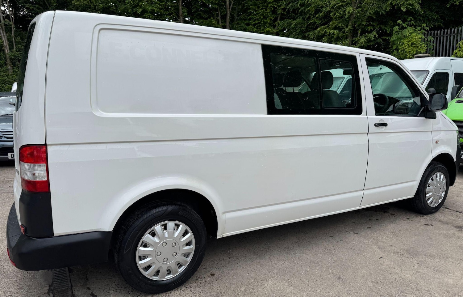 Used Volkswagen Transporter 2015 for sale - 76549409: Photo 10