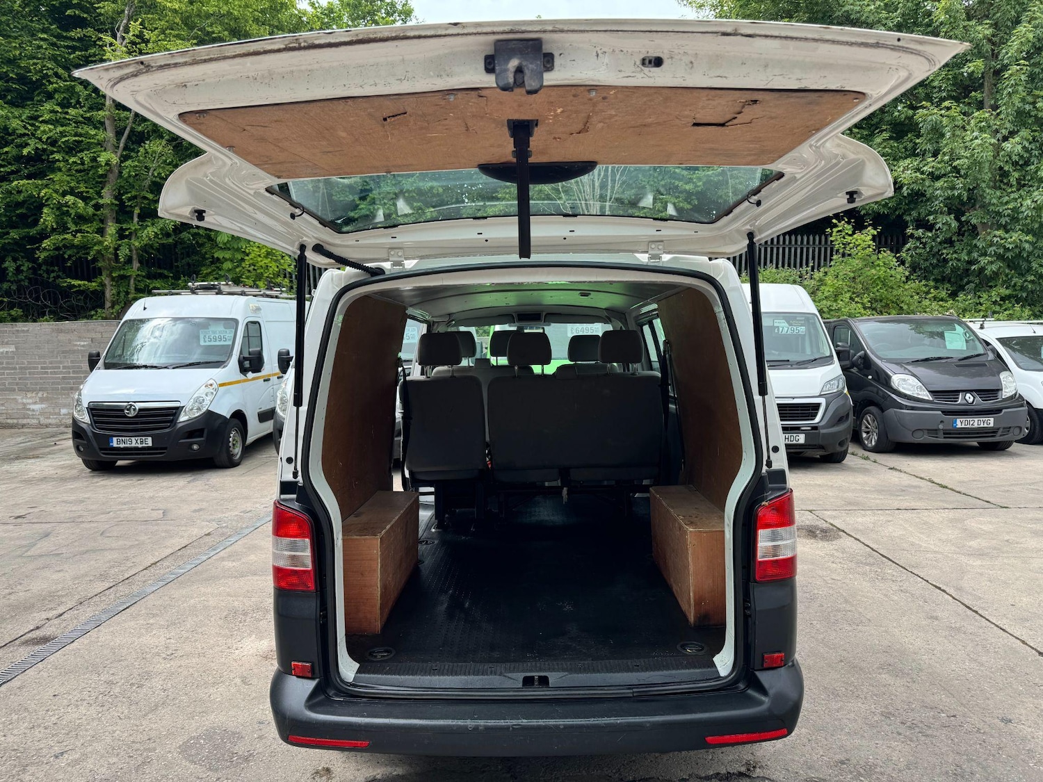 Used Volkswagen Transporter 2015 for sale - 76549409: Photo 13