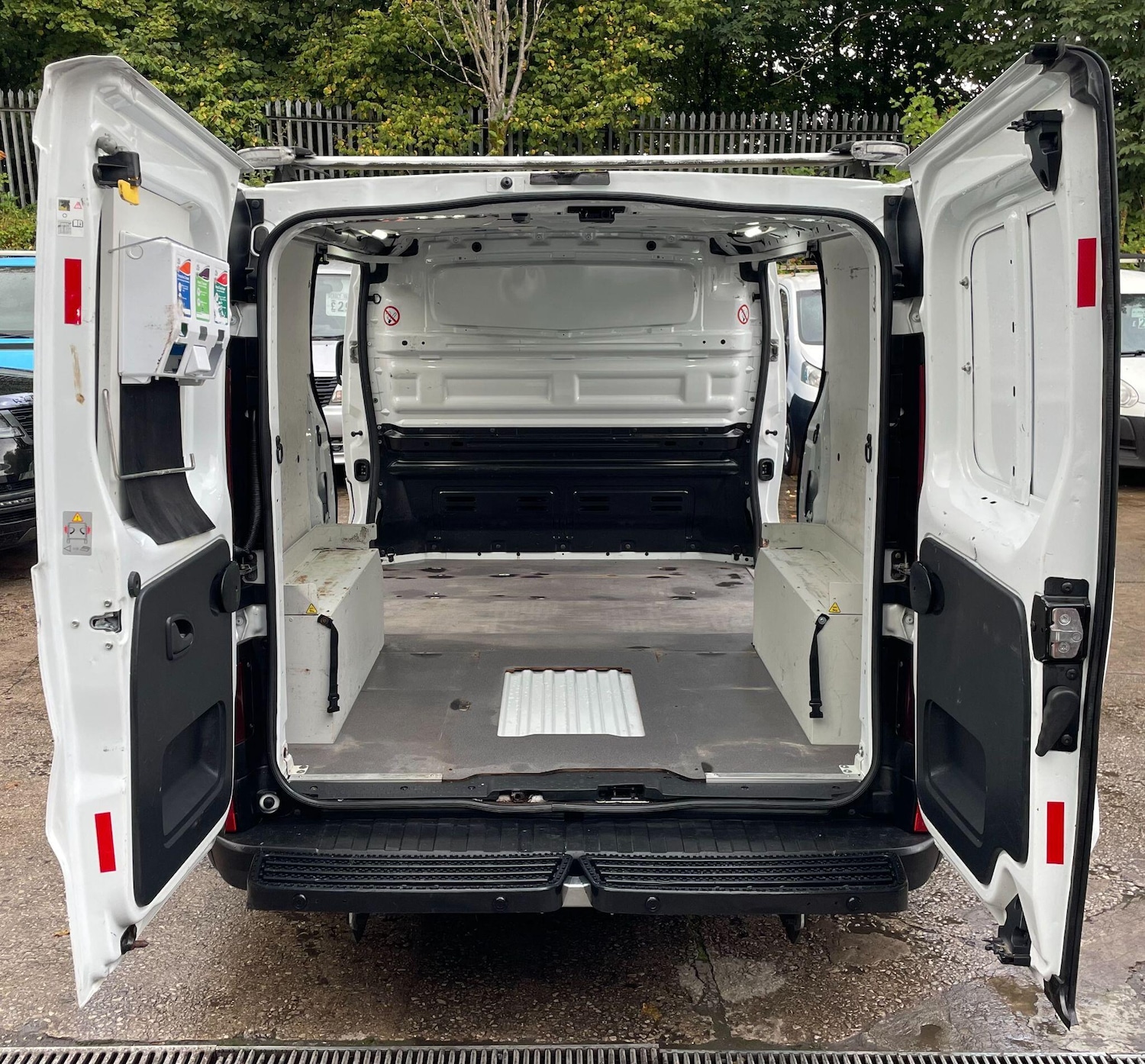 Used Vauxhall Vivaro 2016 for sale - 76549170: Photo 12