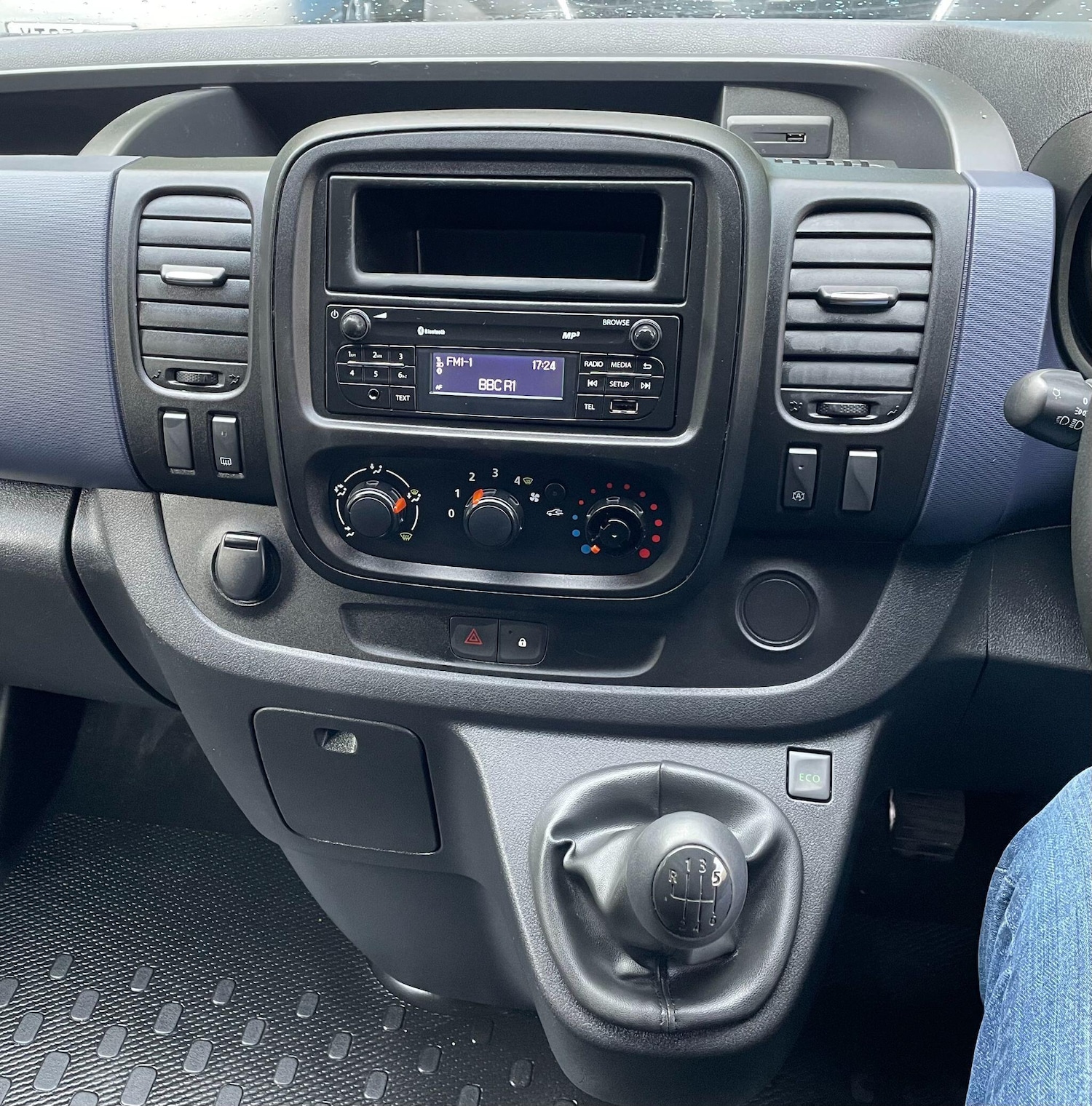 Used Vauxhall Vivaro 2016 for sale - 76549170: Photo 32