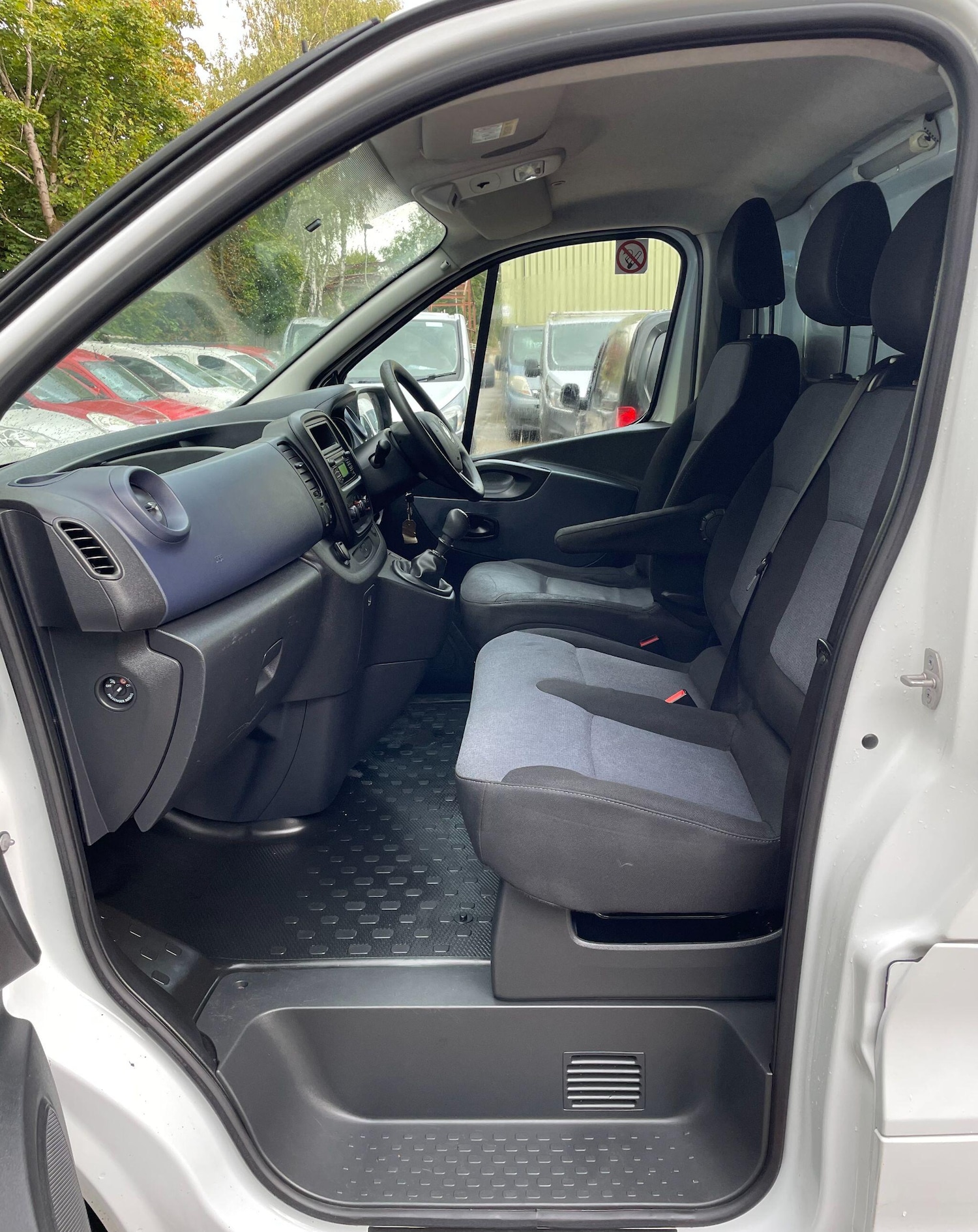 Used Vauxhall Vivaro 2016 for sale - 76549170: Photo 36