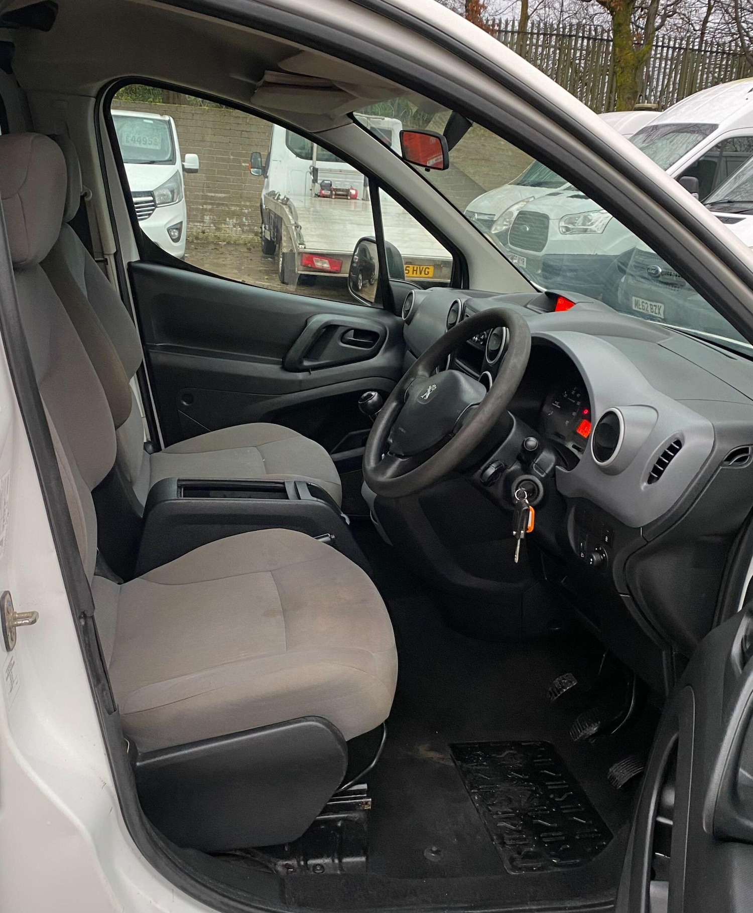 Used Peugeot Partner 2016 for sale - 76855788: Photo 33