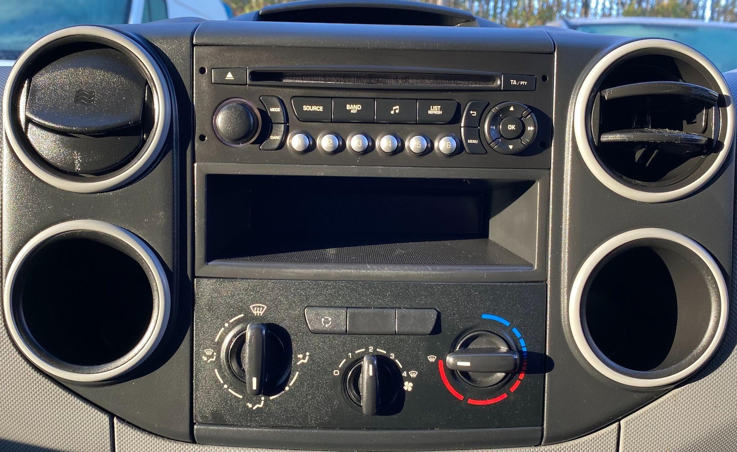 Used Citroen Berlingo 2018 for sale - 76701582: Photo 38