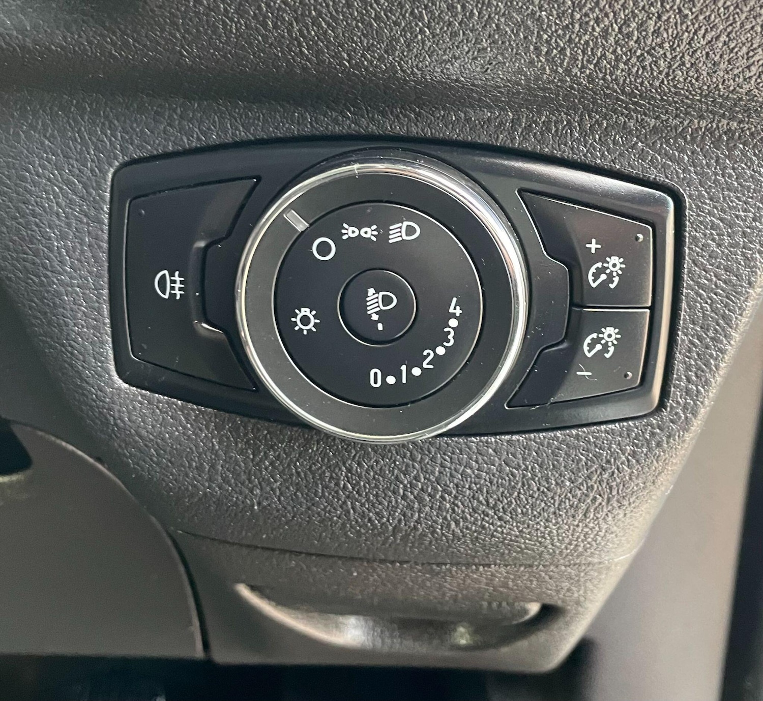 Used Ford Transit Courier 2020 for sale - 77057573: Photo 24