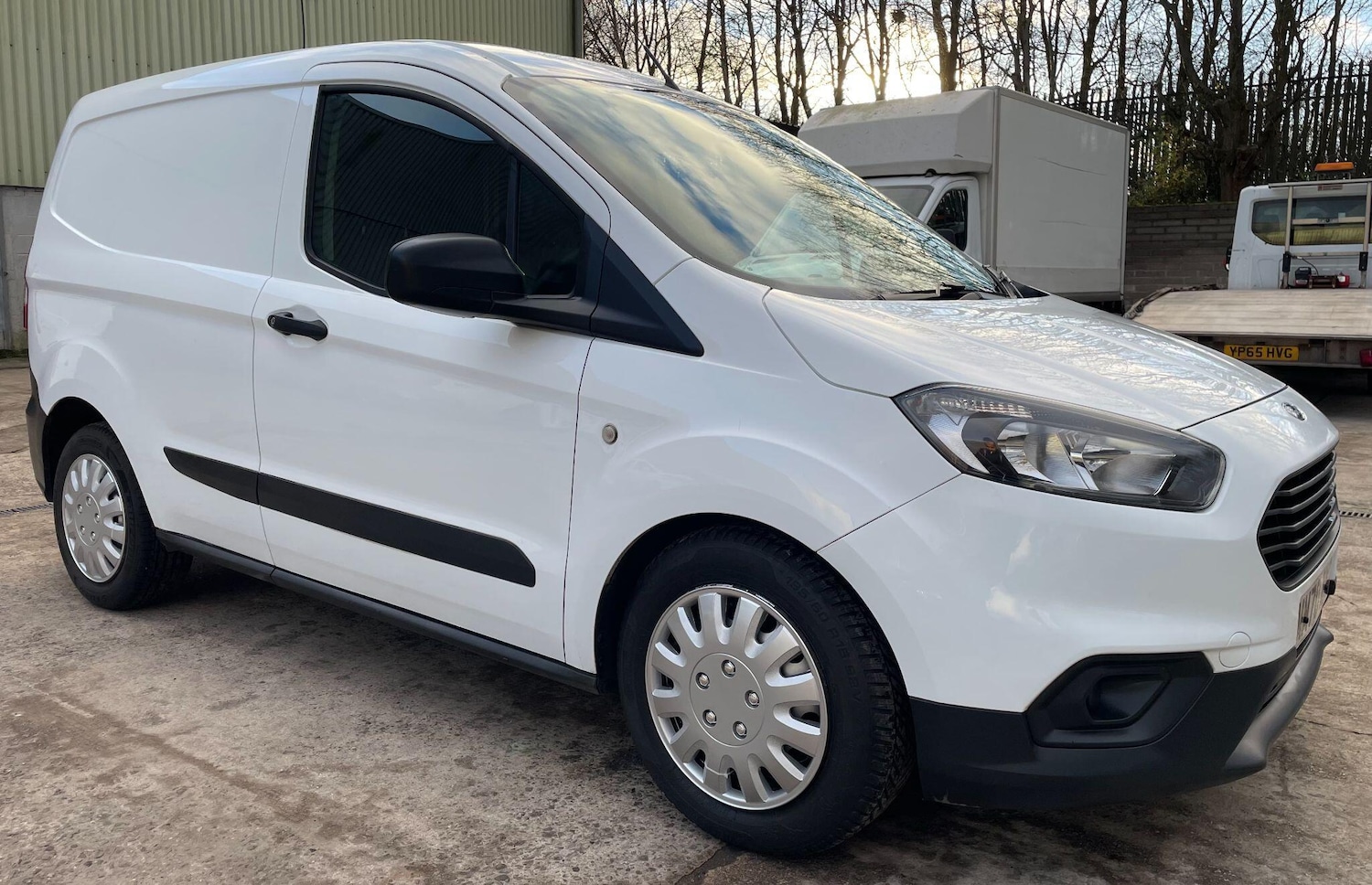 Used Ford Transit Courier 2020 for sale - 77057573: Photo 5