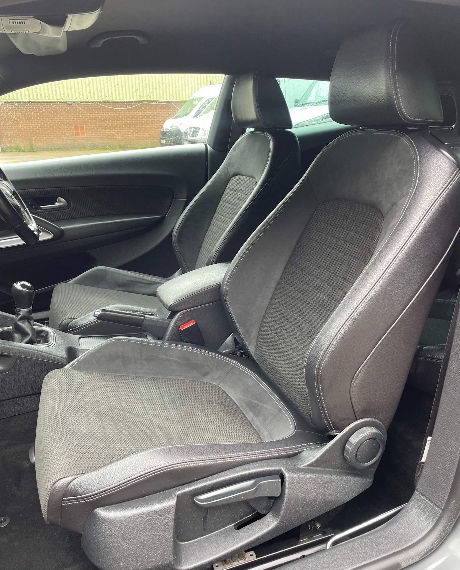 Used Volkswagen Scirocco 2016 for sale - 76989311: Photo 37