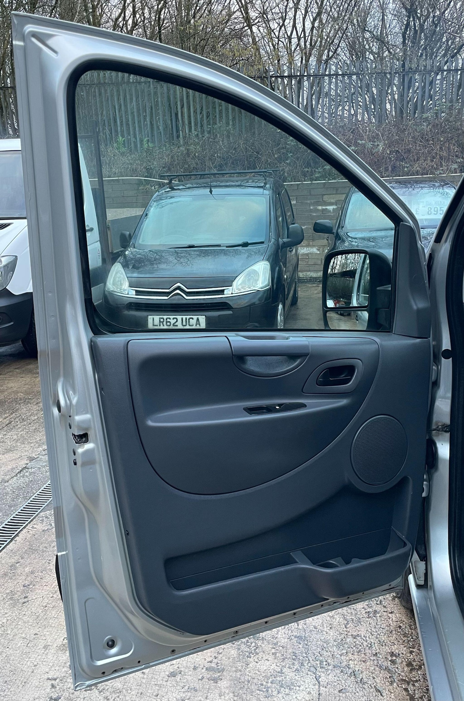 Used Citroen Dispatch for sale - 77242799: Photo 31