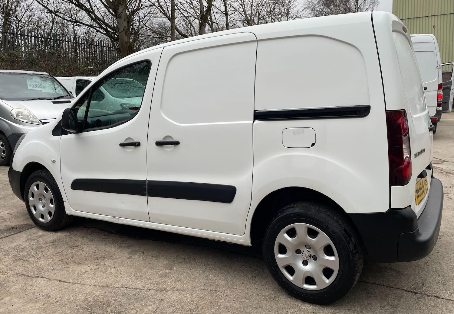 Used Peugeot Partner 2015 for sale - 77455512: Photo 14