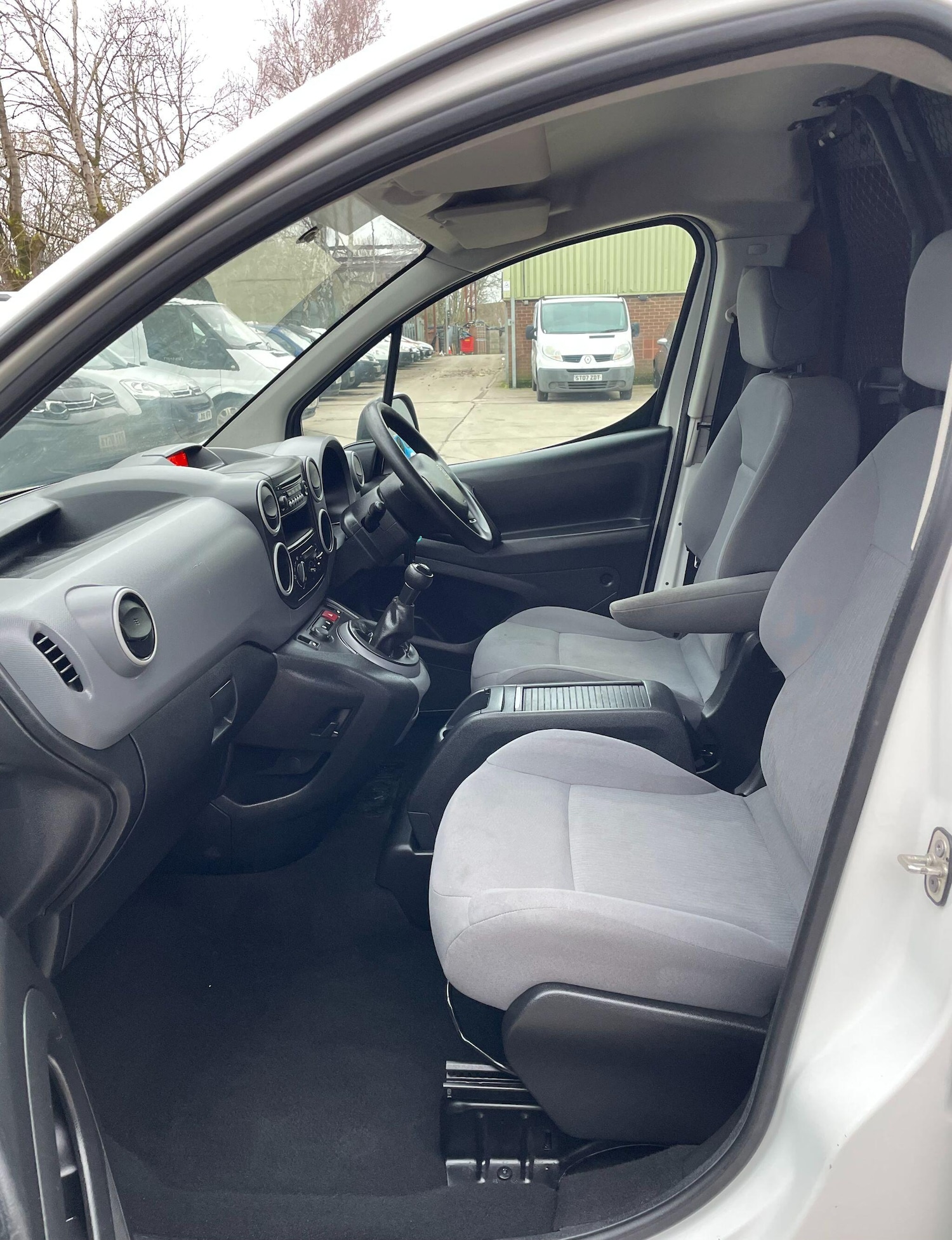 Used Peugeot Partner 2015 for sale - 77455512: Photo 34