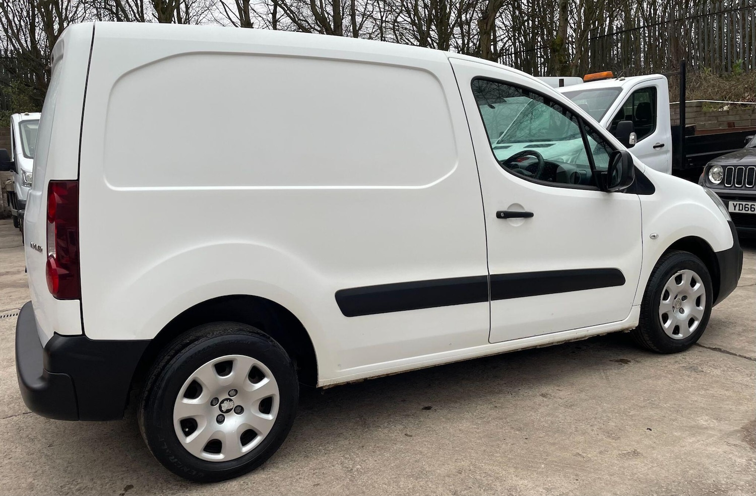 Used Peugeot Partner 2015 for sale - 77455512: Photo 8