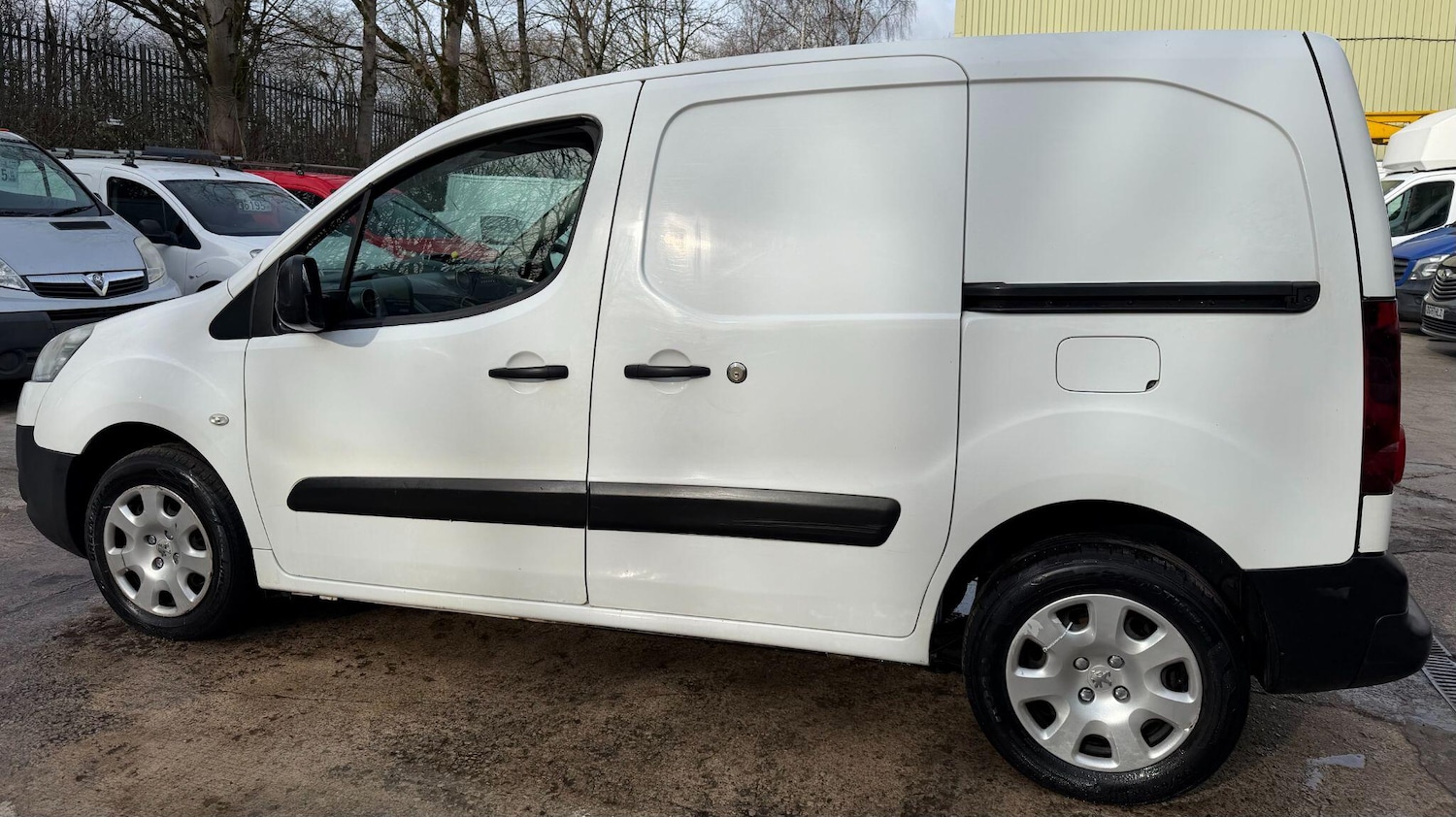 Used Peugeot Partner 2014 for sale - 77559844: Photo 18