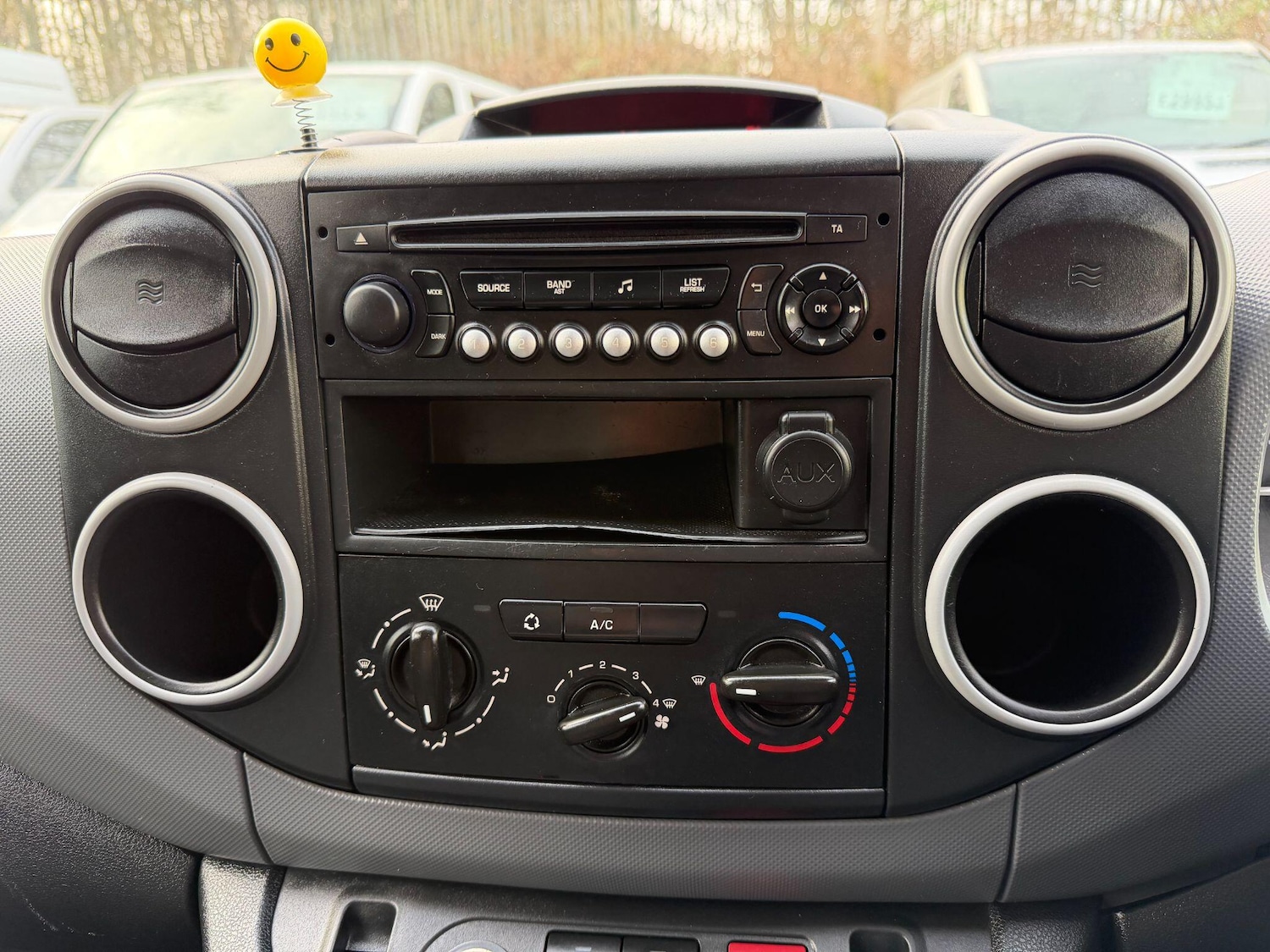 Used Peugeot Partner 2014 for sale - 77559844: Photo 33