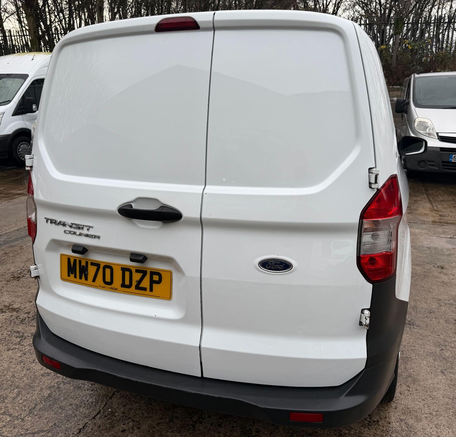 Used Ford Transit Courier 2020 for sale - 76913374: Photo 13