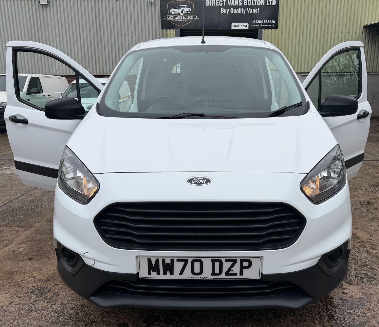 Used Ford Transit Courier 2020 for sale - 76913374: Photo 28