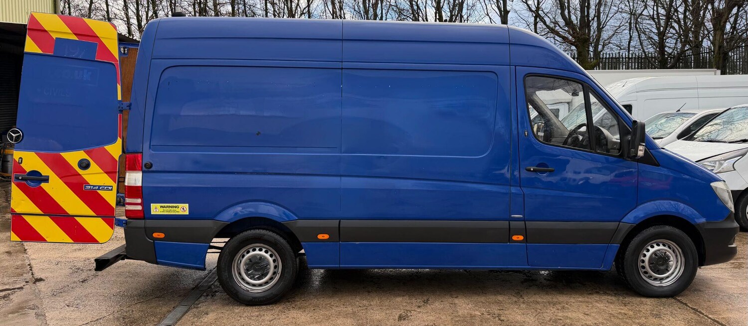Used Mercedes-Benz Sprinter 2017 for sale - 77573909: Photo 10