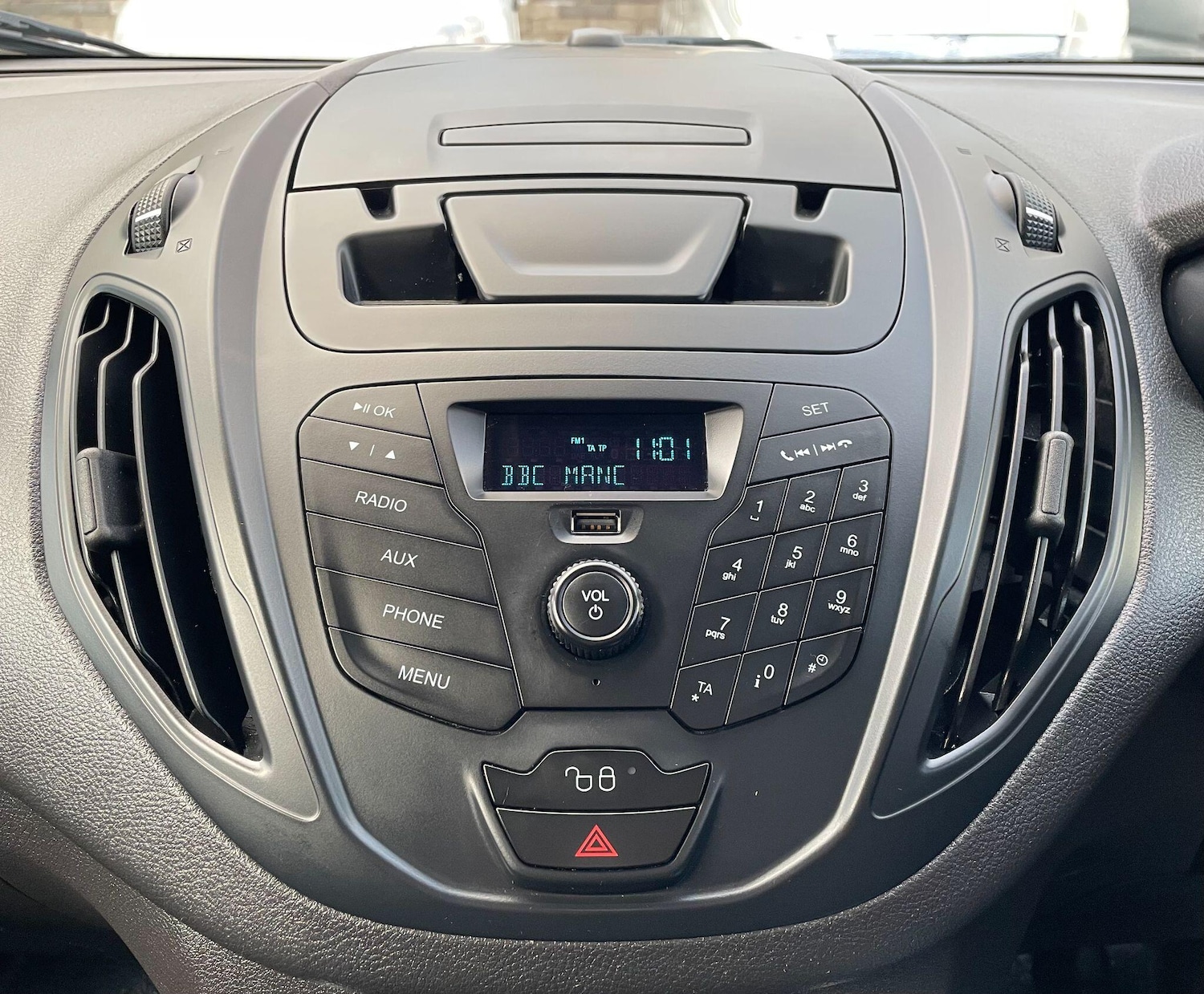 Used Ford Transit Courier 2020 for sale - 77723120: Photo 29