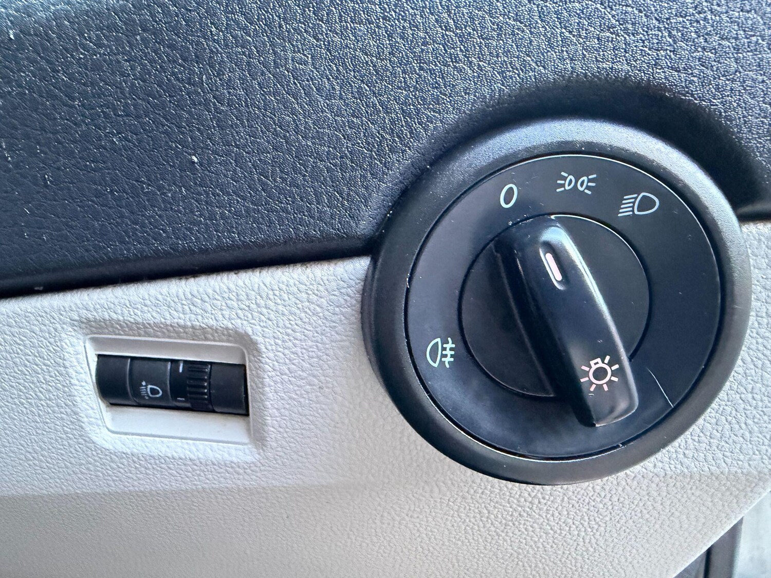 Used Volkswagen Transporter 2018 for sale - 77908774: Photo 29