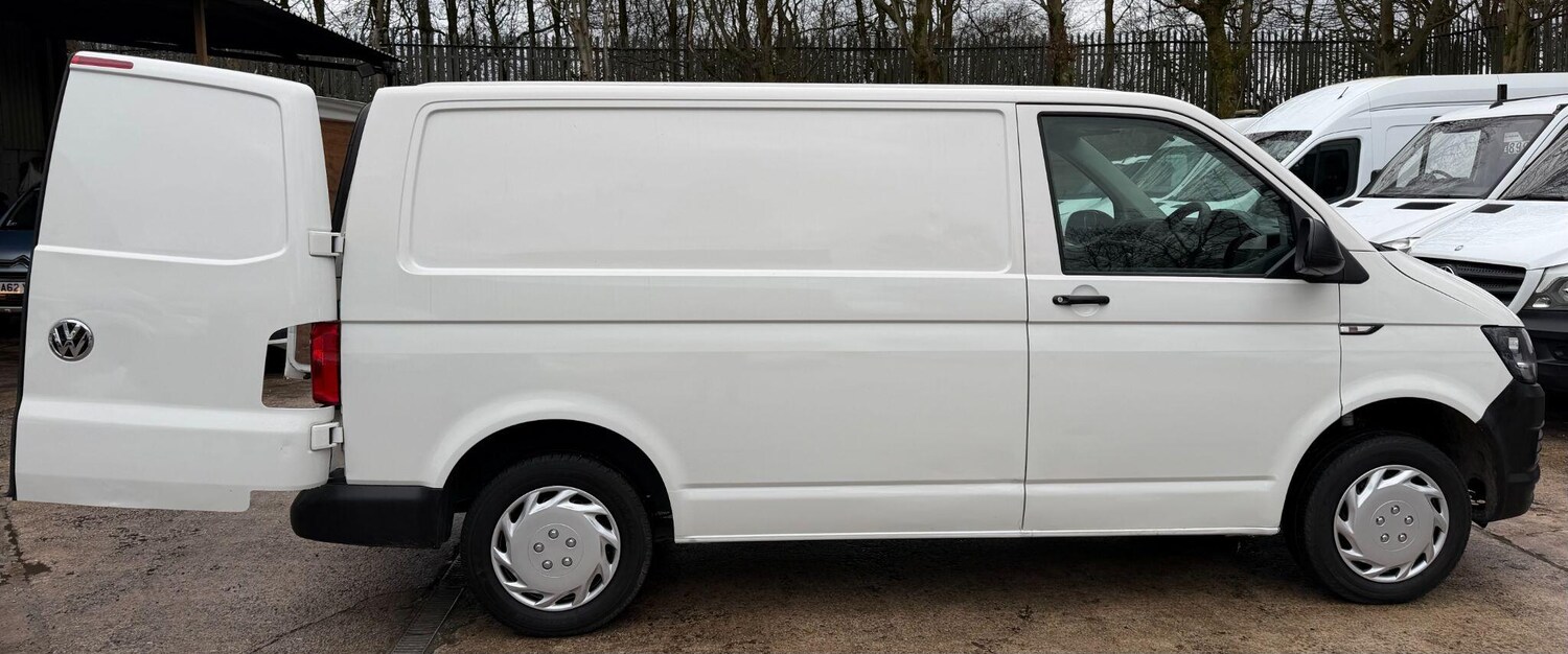 Used Volkswagen Transporter 2018 for sale - 77908774: Photo 9