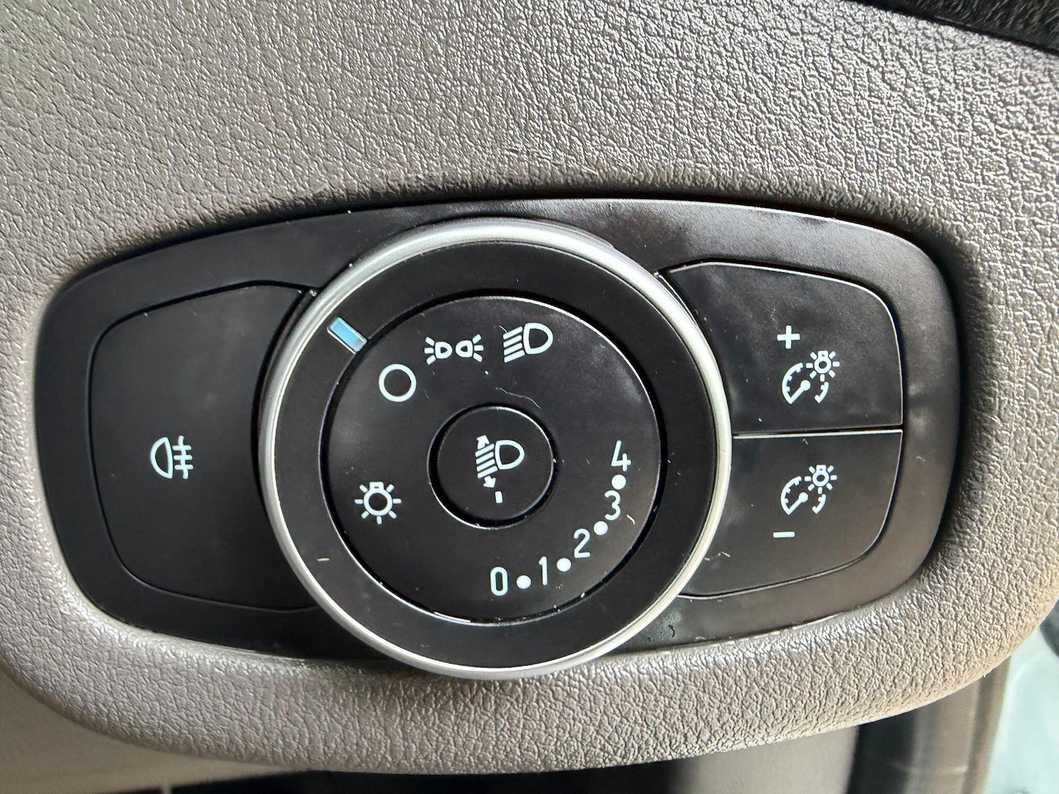 Used Ford Transit Connect 2020 for sale - 77278951: Photo 36