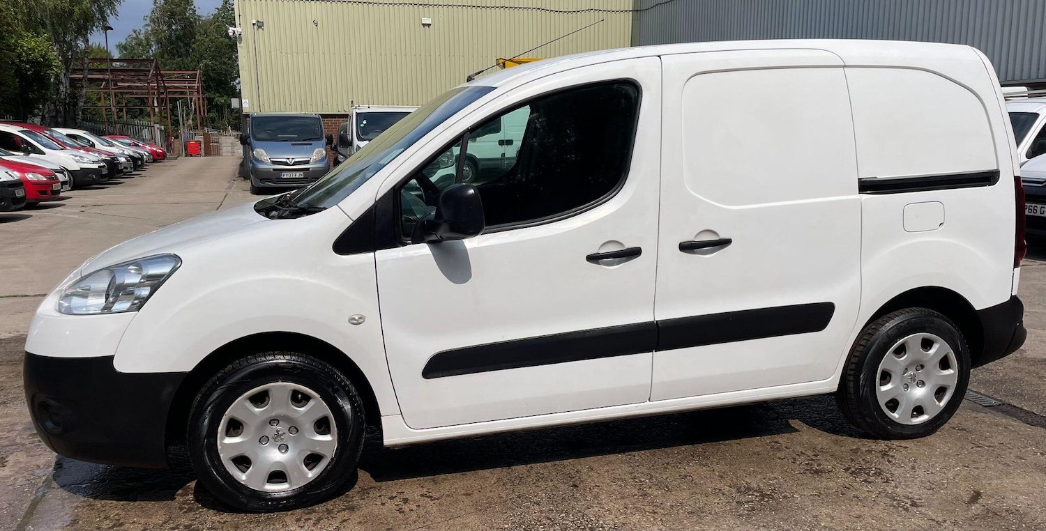 Used Peugeot Partner 2015 for sale - 76550580: Photo 17