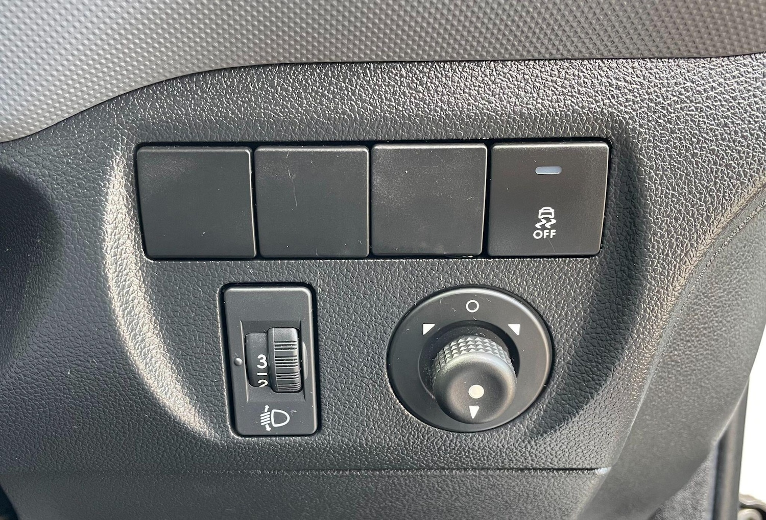 Used Peugeot Partner 2015 for sale - 76550580: Photo 25