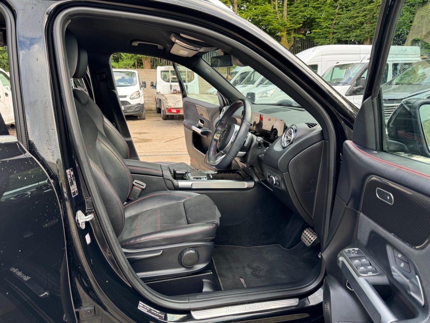 Used Mercedes-Benz GLB 2020 for sale - 76549156: Photo 37