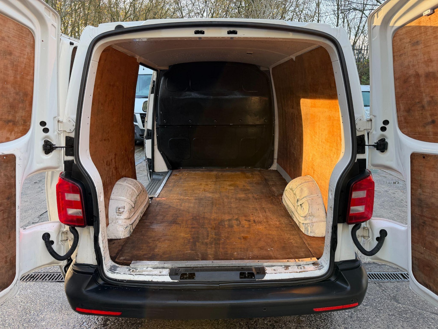 Used Volkswagen Transporter 2018 for sale - 76781049: Photo 15