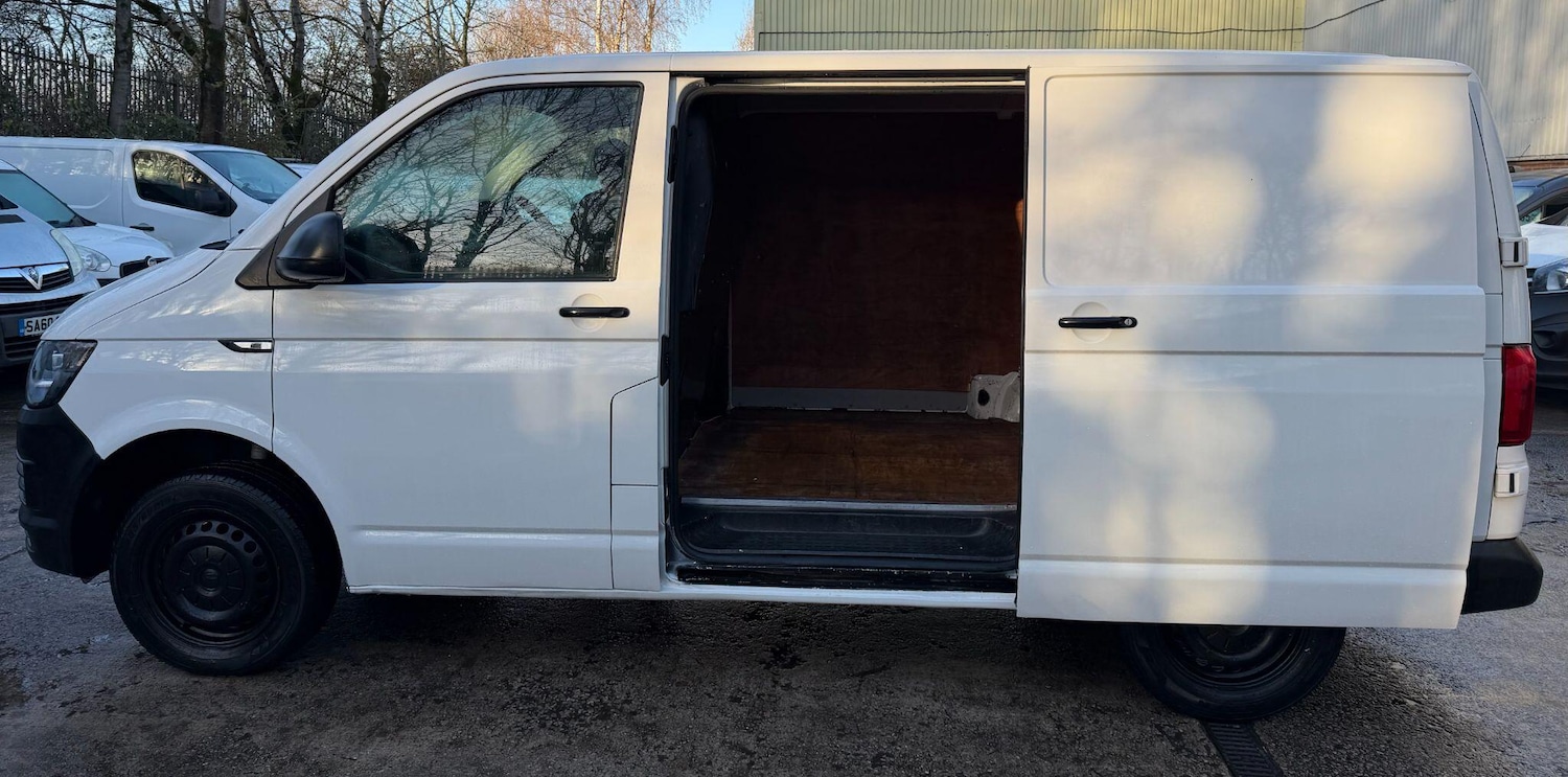 Used Volkswagen Transporter 2018 for sale - 76781049: Photo 19