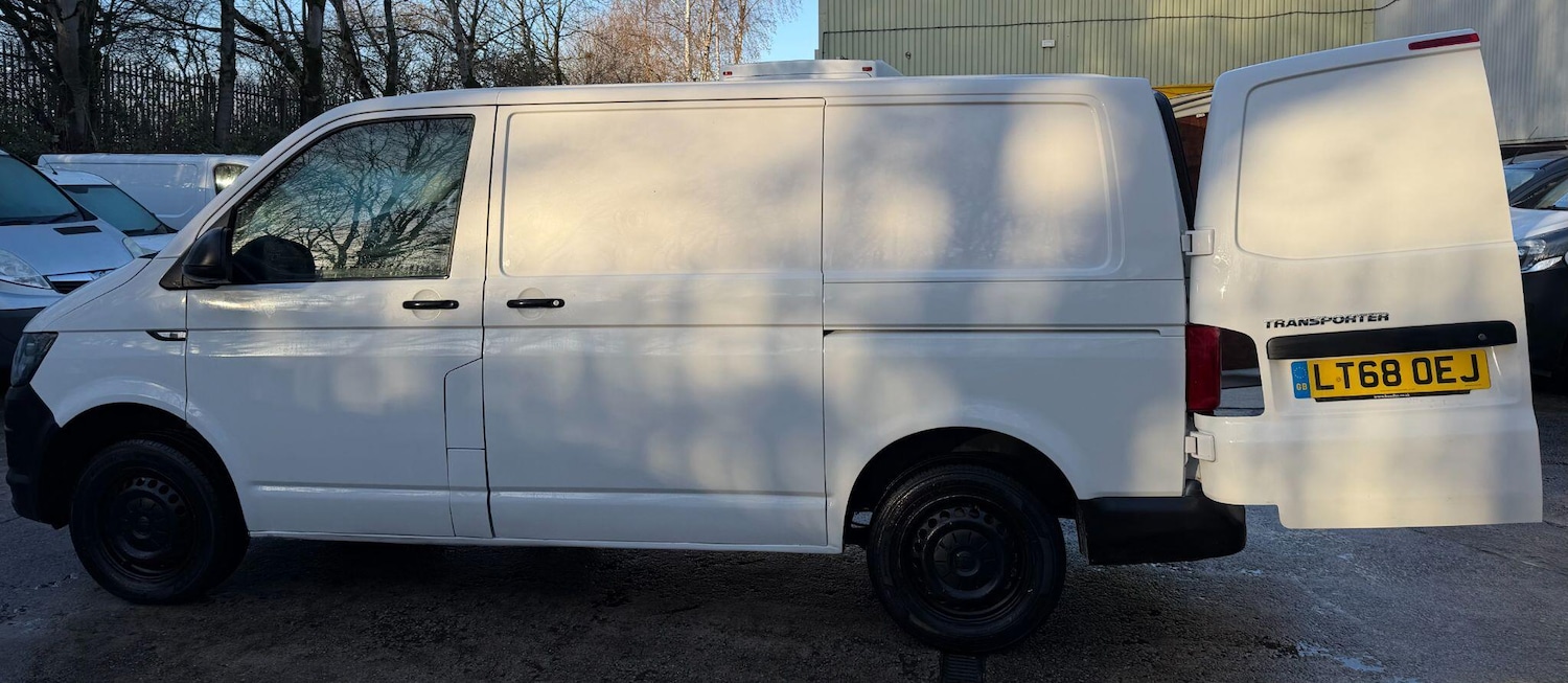 Used Volkswagen Transporter 2018 for sale - 76781049: Photo 23