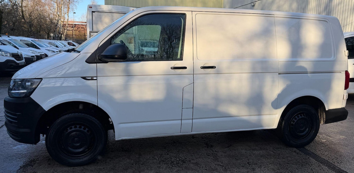 Used Volkswagen Transporter 2018 for sale - 76781049: Photo 26