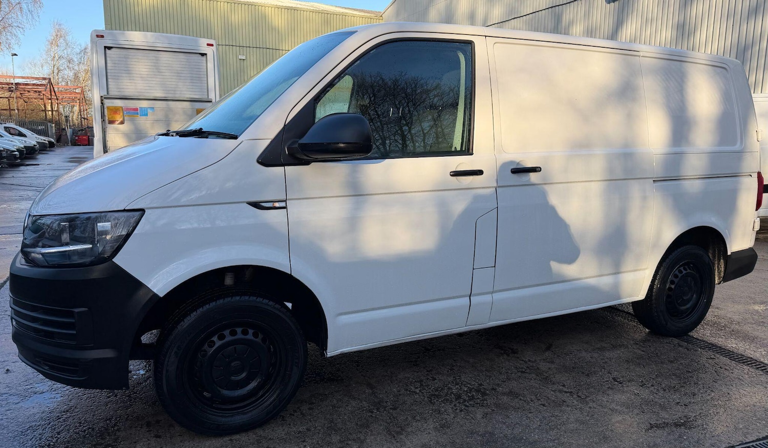 Used Volkswagen Transporter 2018 for sale - 76781049: Photo 27