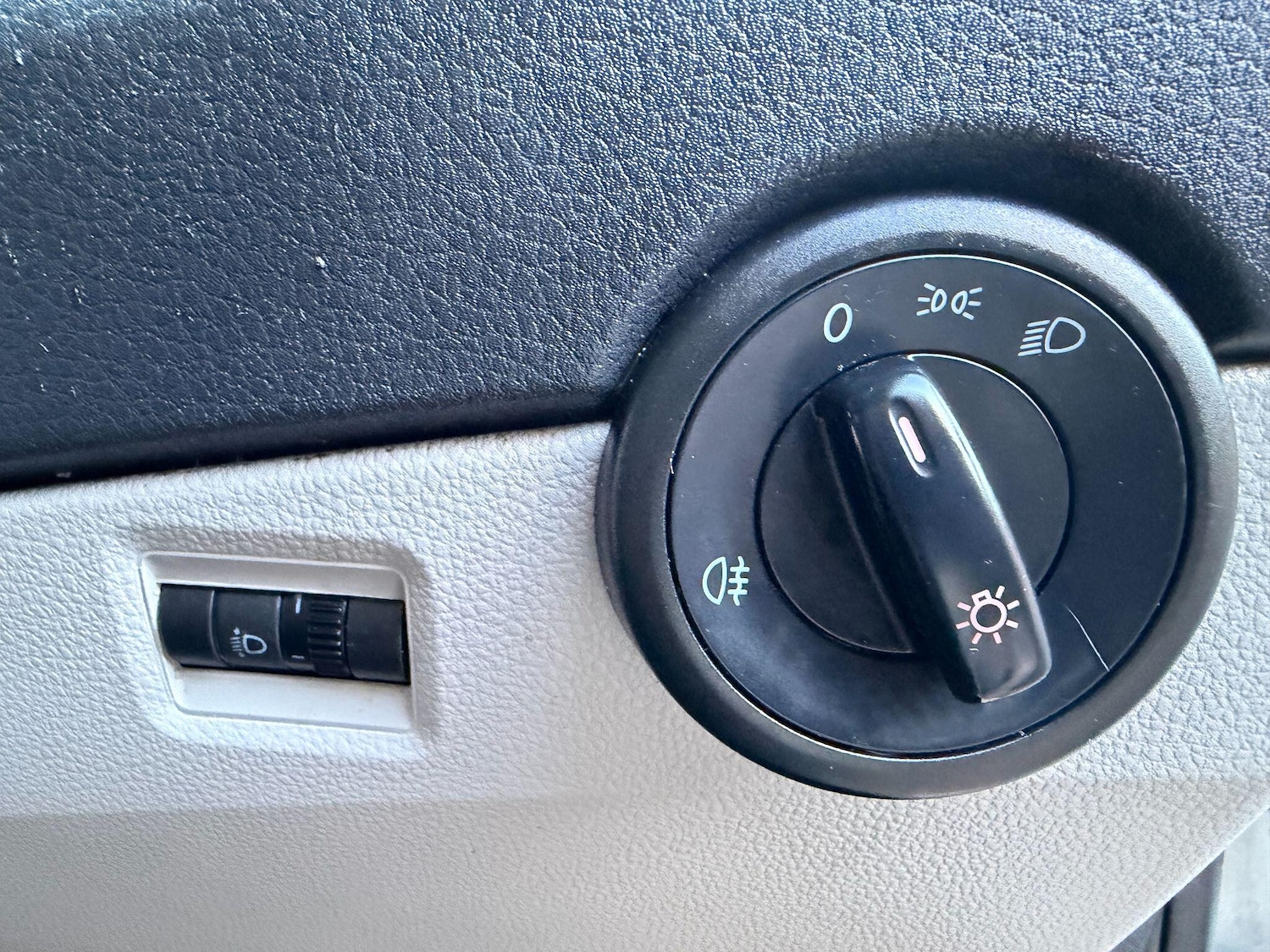 Used Volkswagen Transporter 2018 for sale - 76781049: Photo 36