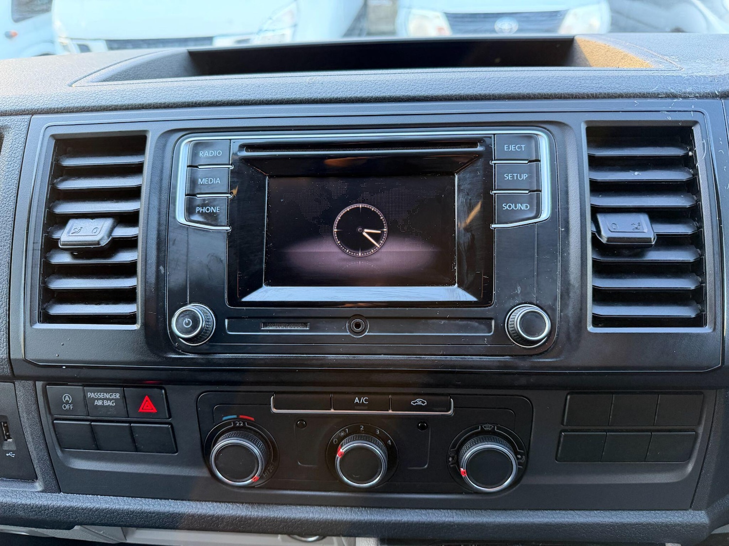 Used Volkswagen Transporter 2018 for sale - 76781049: Photo 41