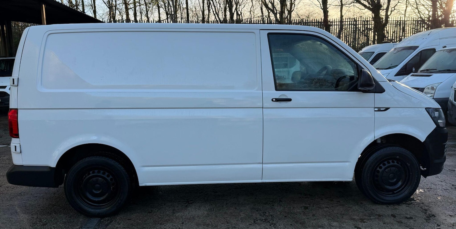 Used Volkswagen Transporter 2018 for sale - 76781049: Photo 8