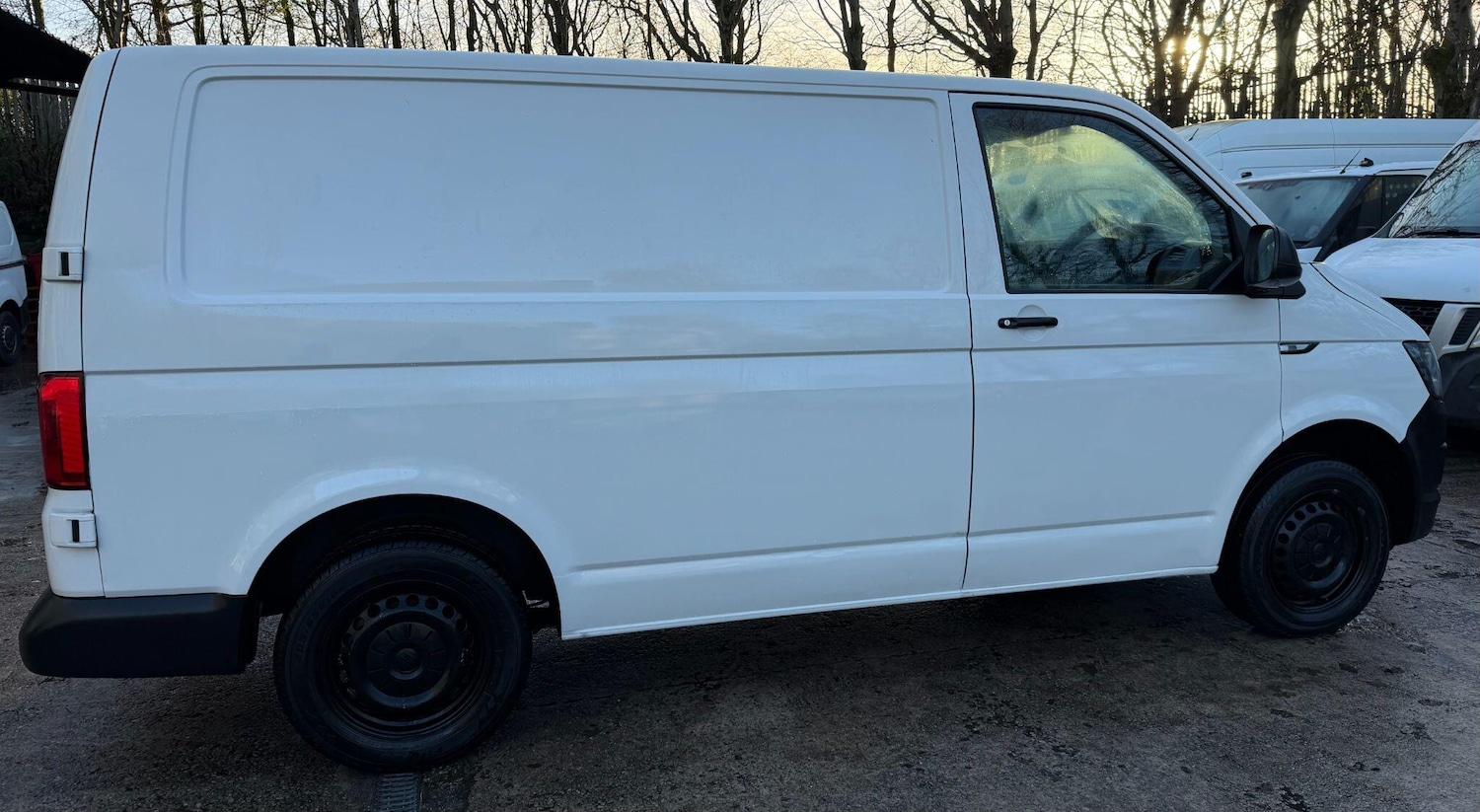 Used Volkswagen Transporter 2018 for sale - 76781049: Photo 9