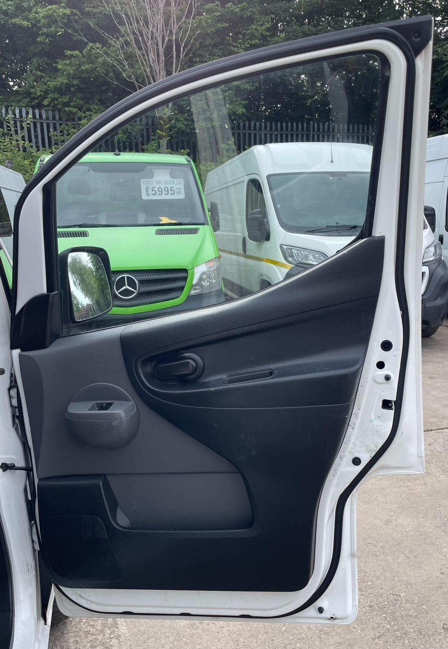 Used Nissan NV200 2012 for sale - 76549835: Photo 25