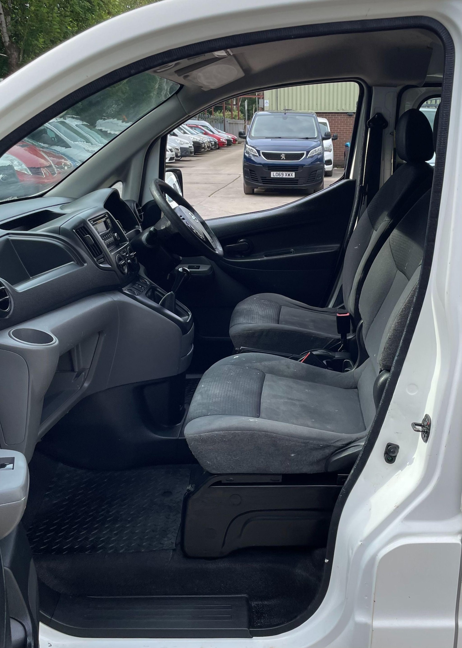 Used Nissan NV200 2012 for sale - 76549835: Photo 36