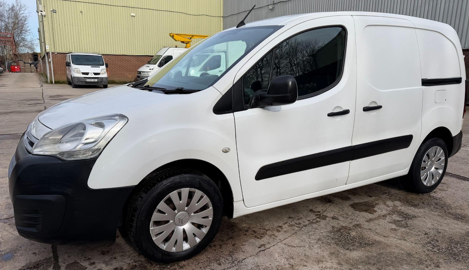 Used Citroen Berlingo 2015 for sale - 77585910: Photo 22
