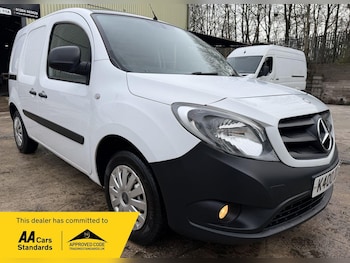 Used Mercedes-Benz Citan 2014 for sale - 77575130: Photo
