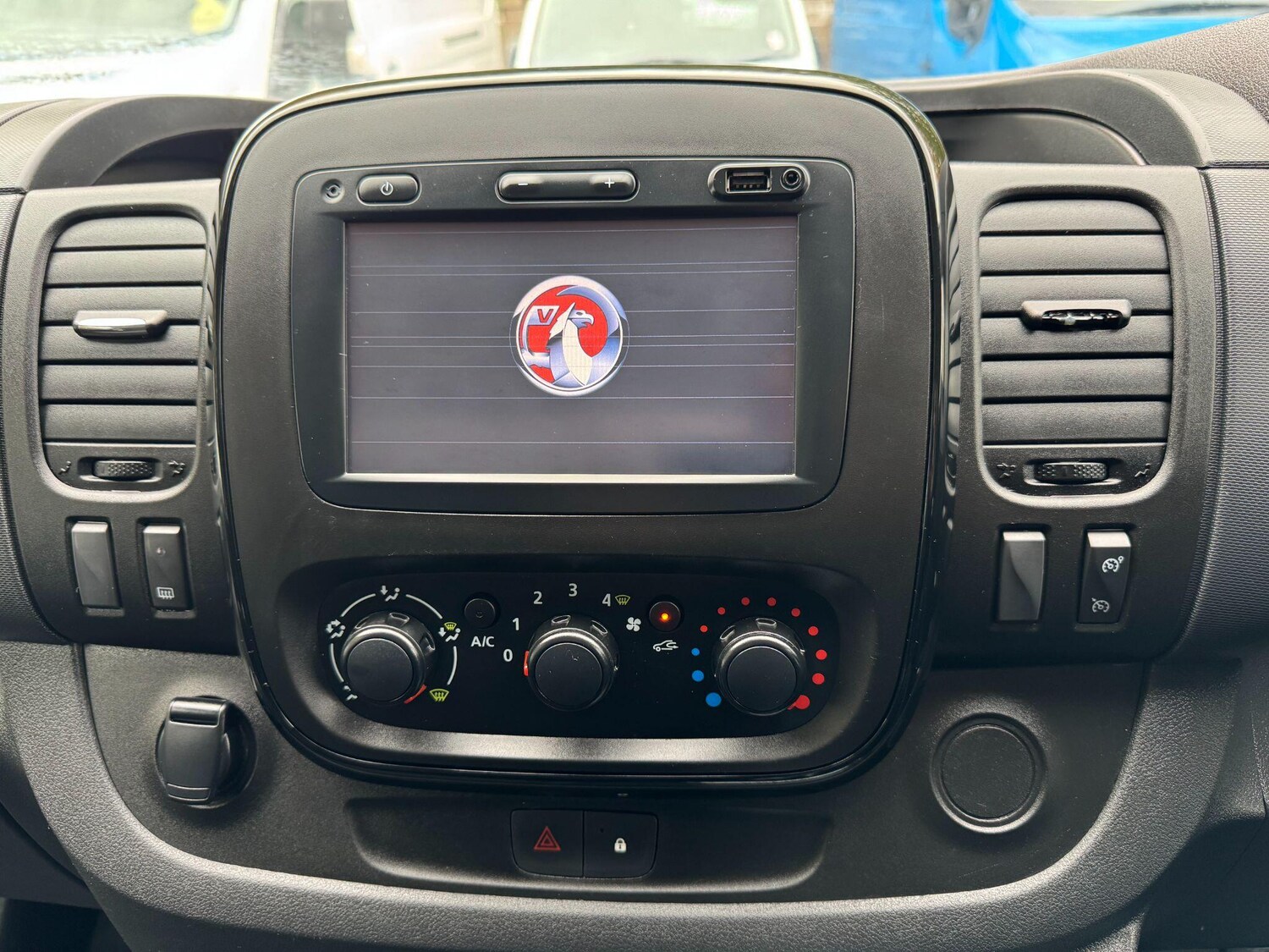 Used Vauxhall Vivaro 2018 for sale - 76551058: Photo 29