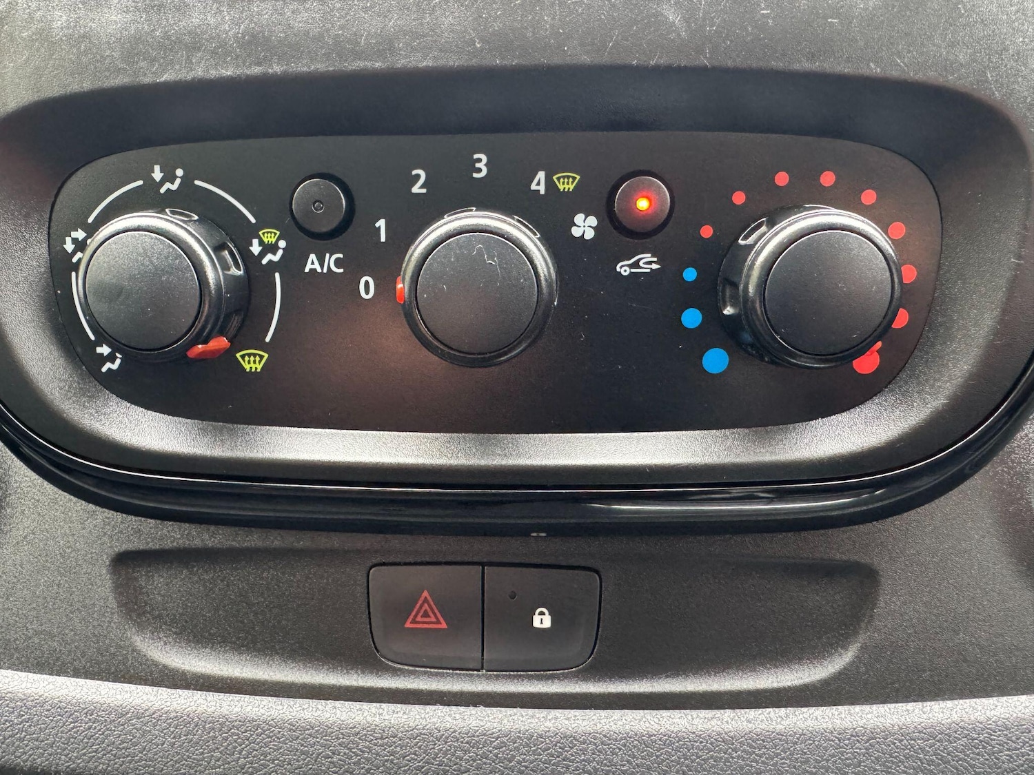 Used Vauxhall Vivaro 2018 for sale - 76551058: Photo 31